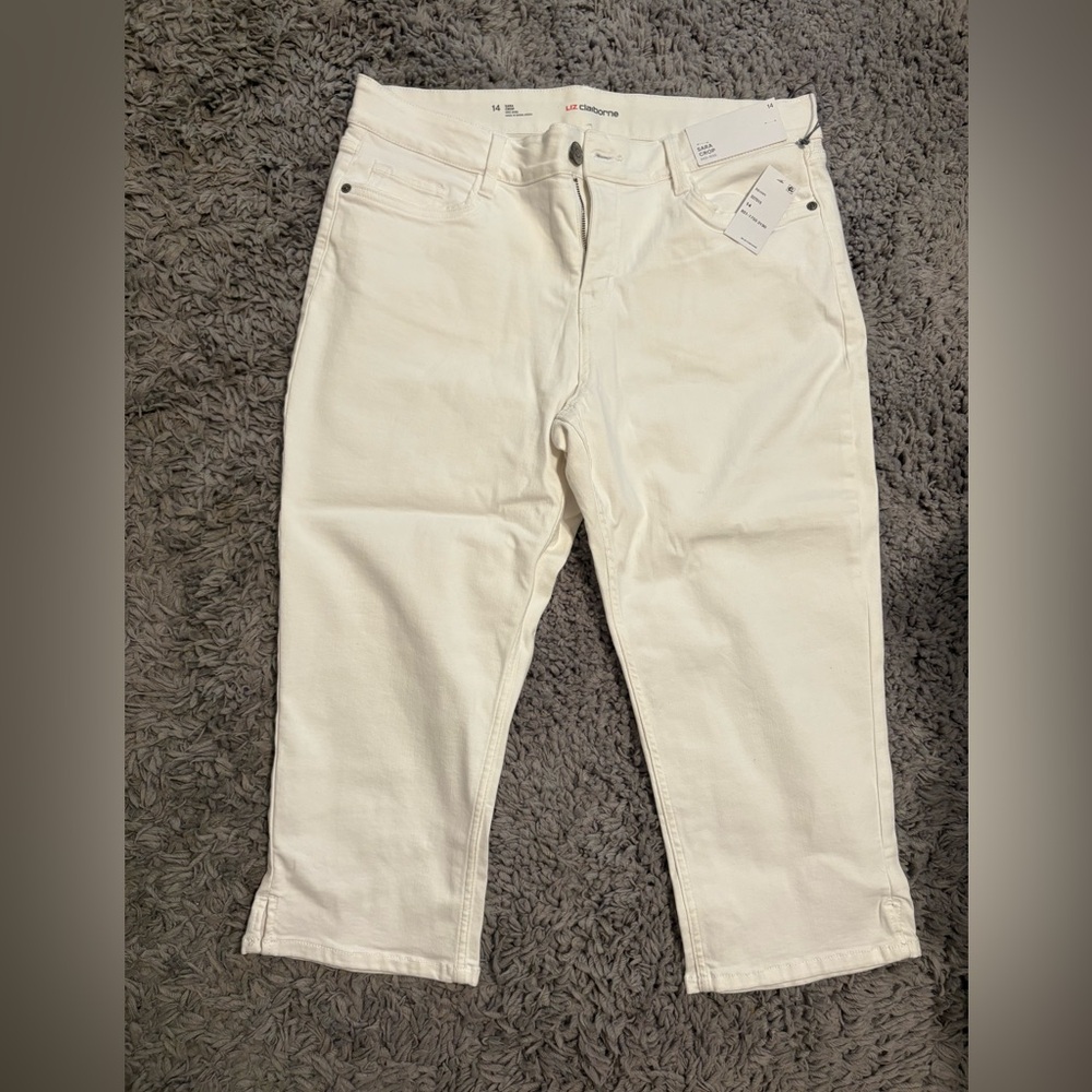 Liz Claiborne White Capre Jeans size 14